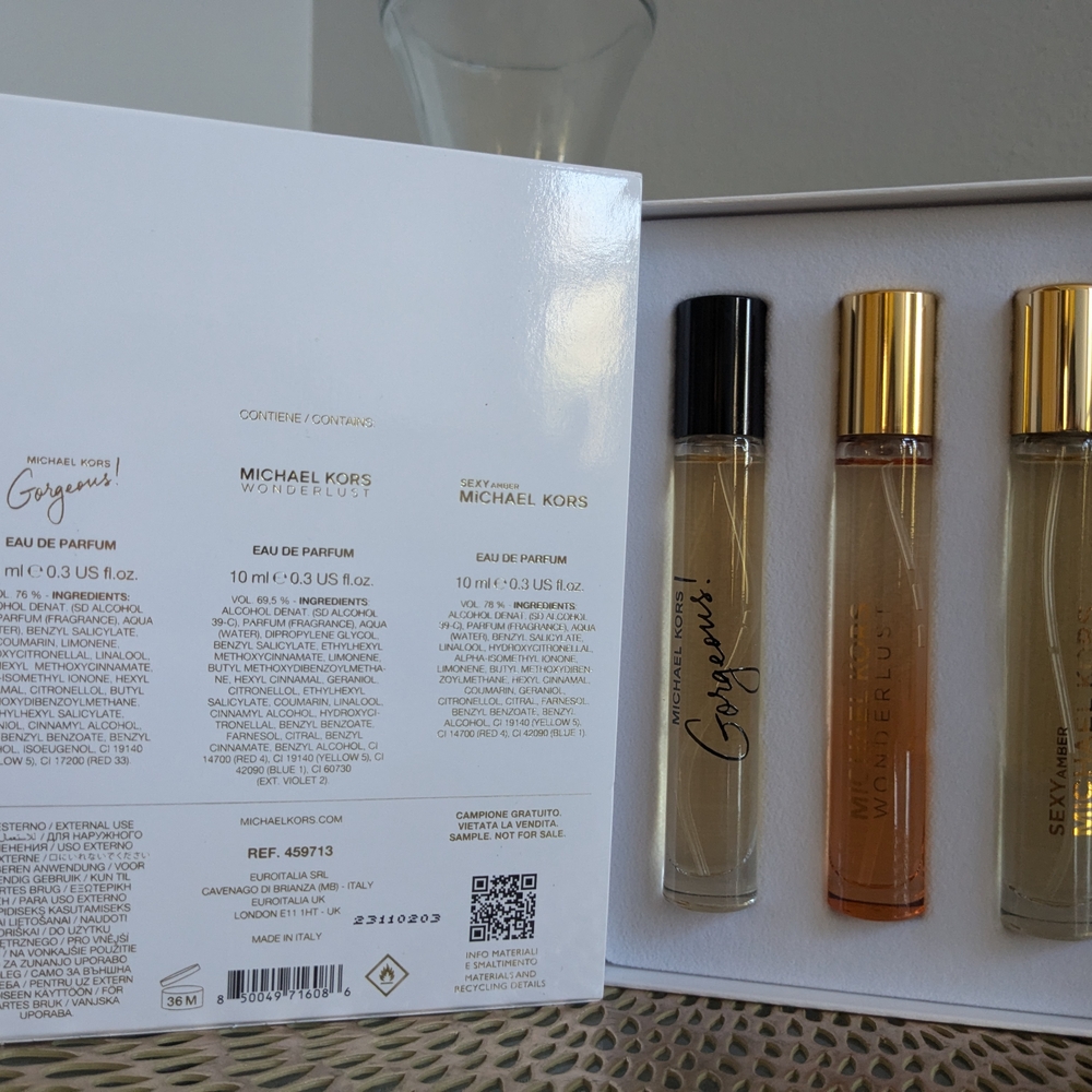 Michael Kors Fragrance Set - Black, Gold, Tan - Picture 2 of 3